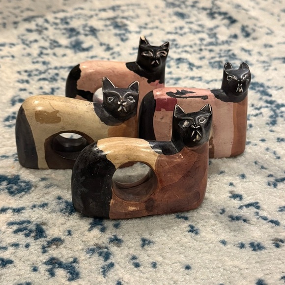 Other - Four stone cat napkin rings made in Kenya Brown Black and Pink Folk Art